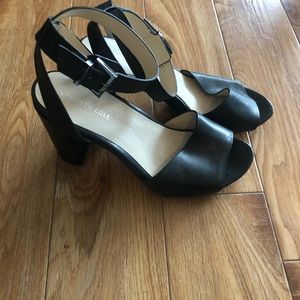 NEW Kenneth Cole Black leather sandals NWT